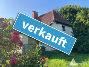 Hof-mit-idyllischem-Grundstueck-und-Herrenhaus-Naehe-Niepars-Verkauft